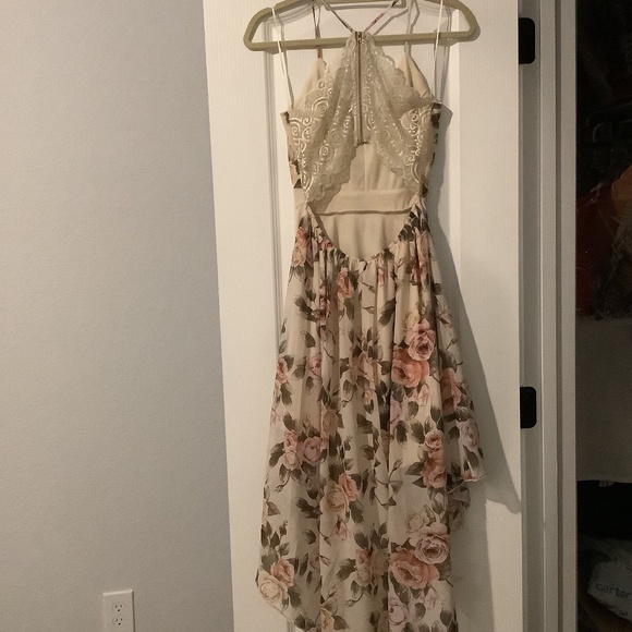 High low, floral dress - Picture 2 of 3